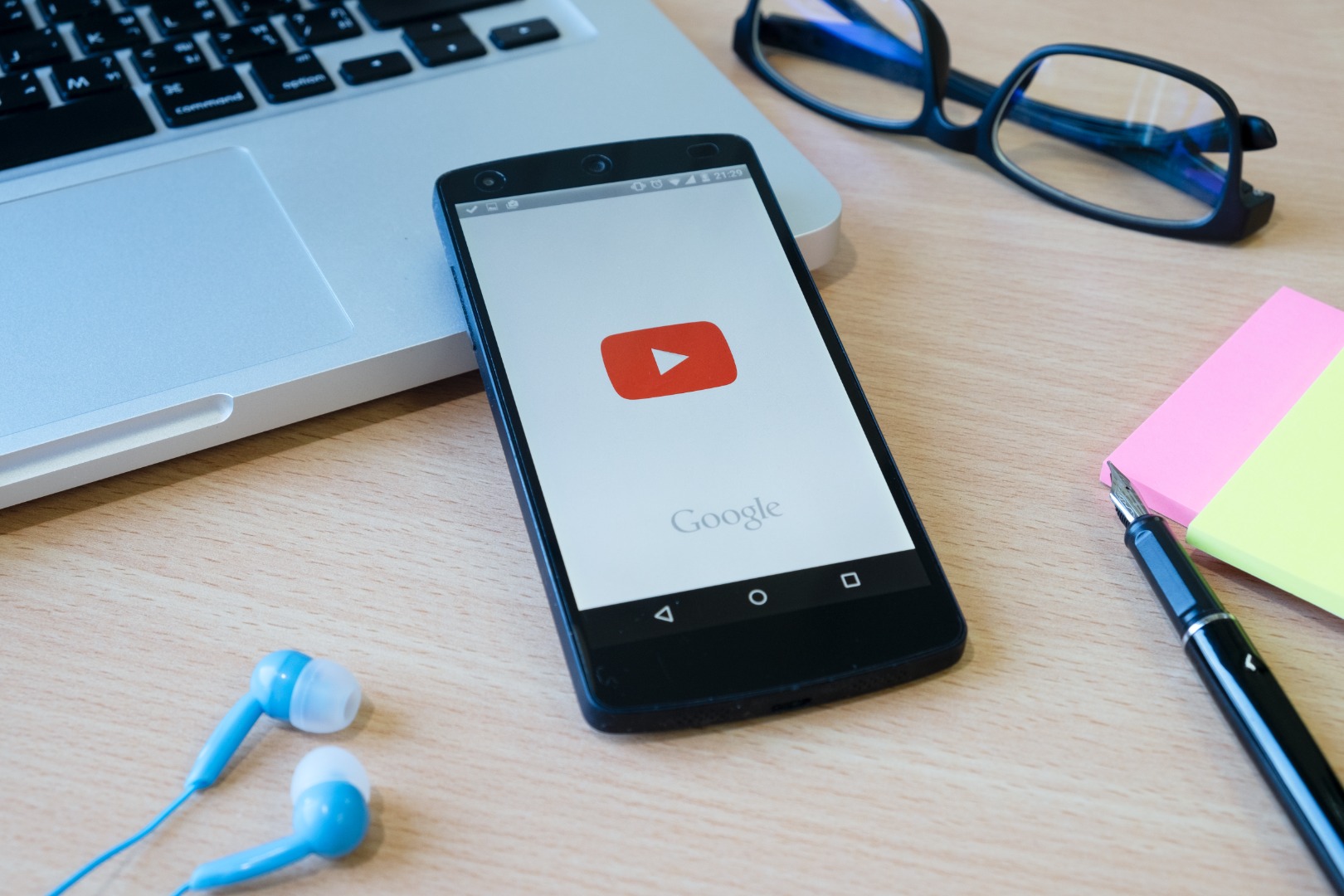 Google unveils YouTube BrandStack, AI-powered ad tools for Indian businesses | Justo Global