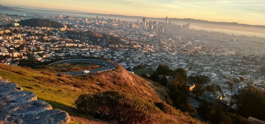 The AI Deals Enriching Silicon Valley’s Tech Giants