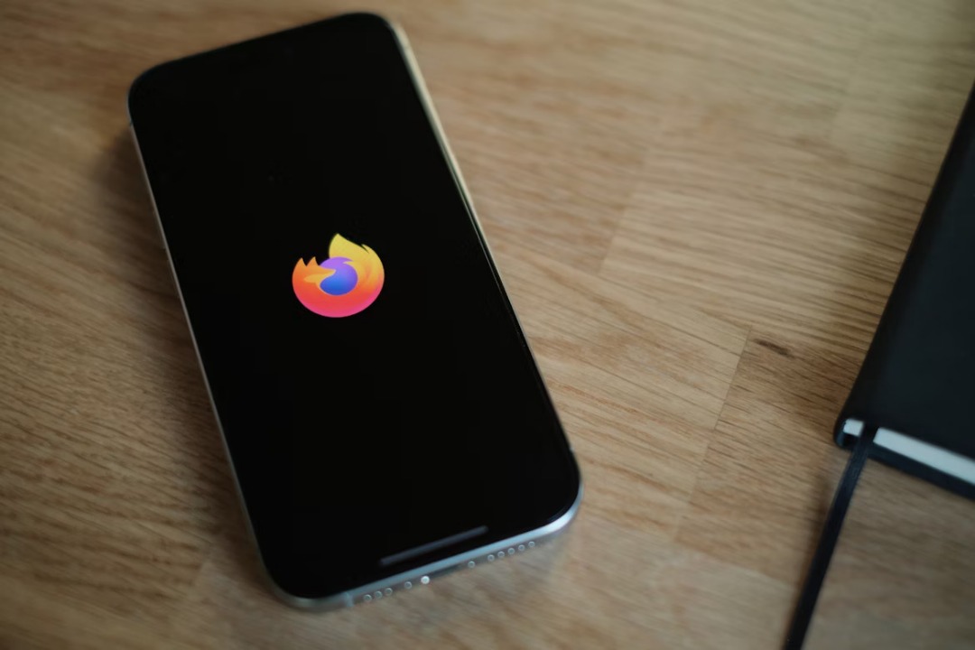 Firefox Adopts Chrome's Tab Groups | Justo Global