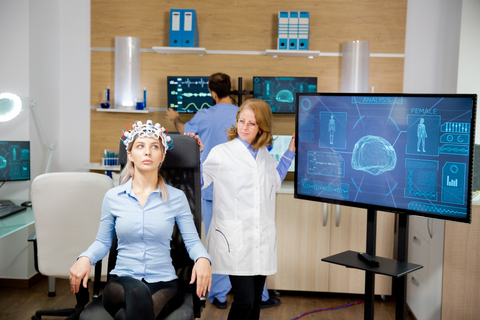 Musk's Neuralink: 12 Individuals Received Chip | Justo Global 