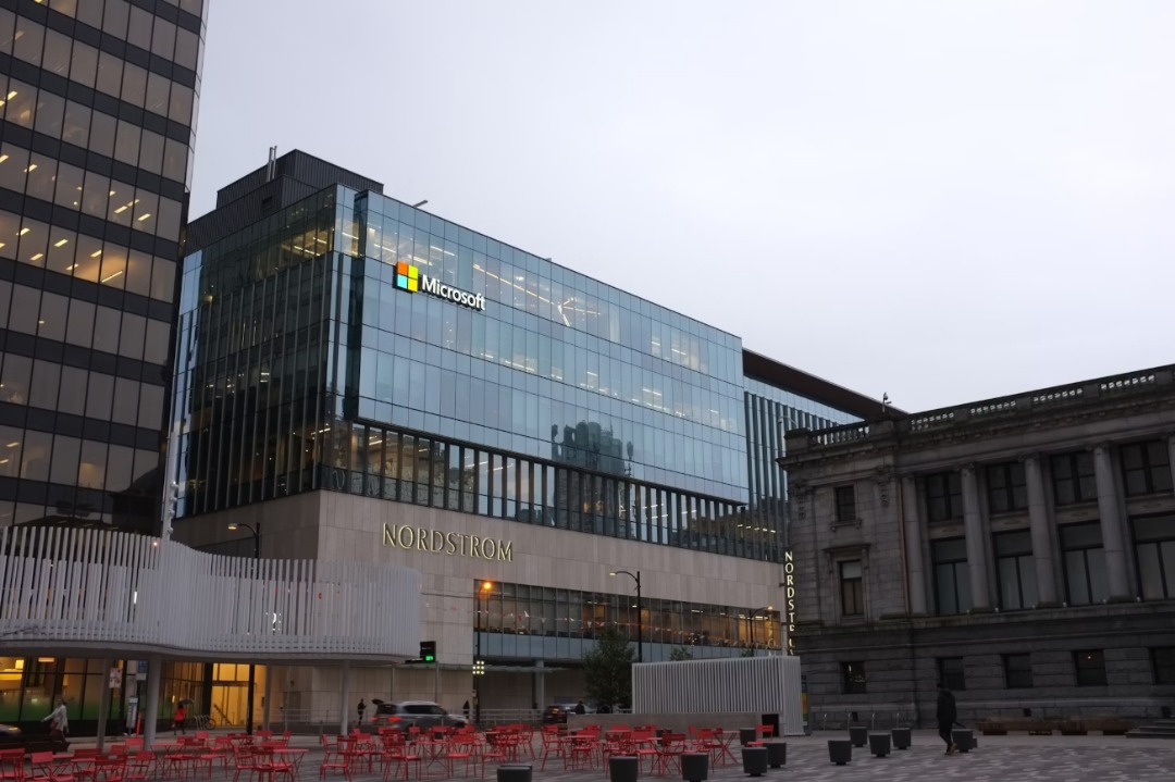 Microsoft's $400M Investment in Swiss AI, Cloud Computing | Justo Global