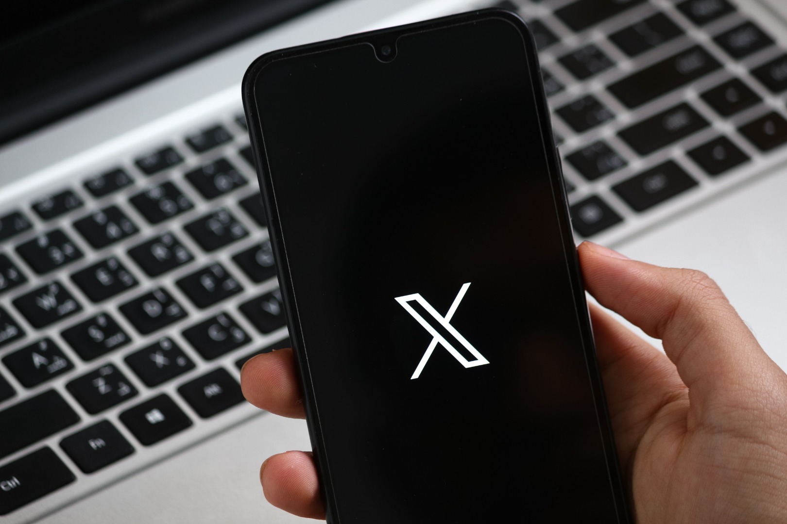 X’s new feature allows calls without sharing phone numbers | Justo Global