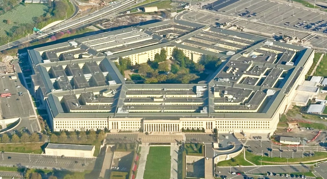 Google Signs Pentagon AI Deal | Justo Global