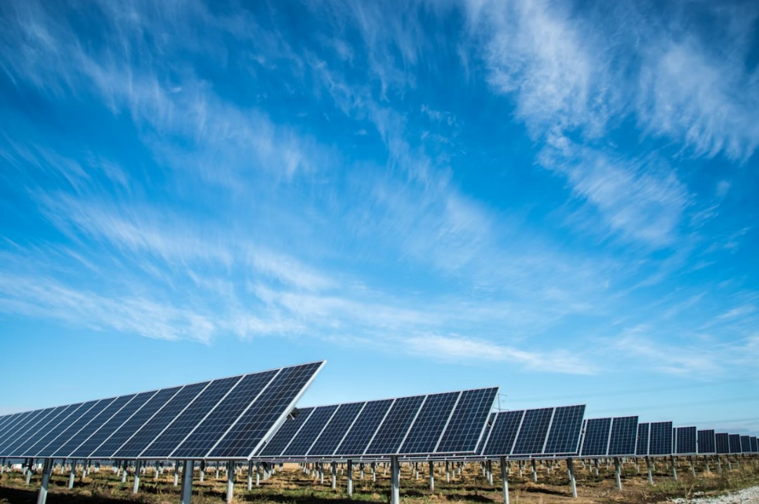 Meta's 600MW Solar Farm Initiative for Data Centres | Justo Global