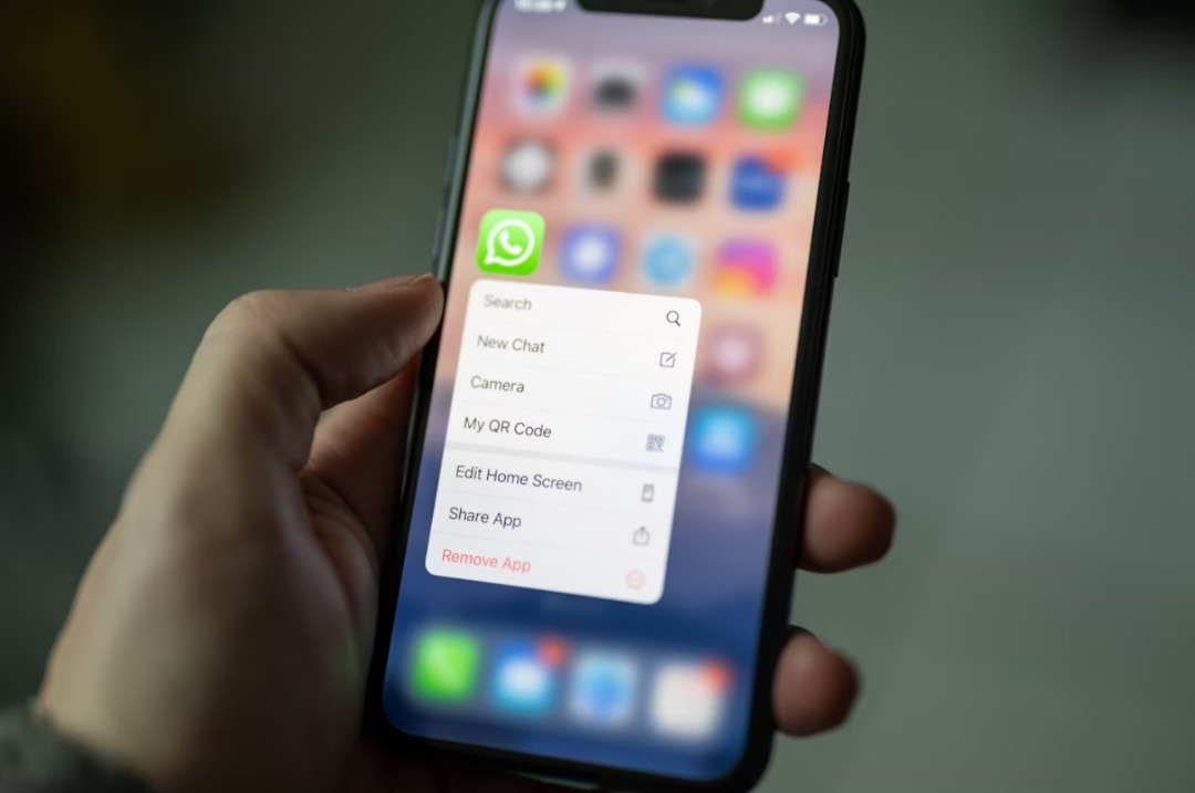 Google Gemini Nano Banana AI on WhatsApp | Justo Global