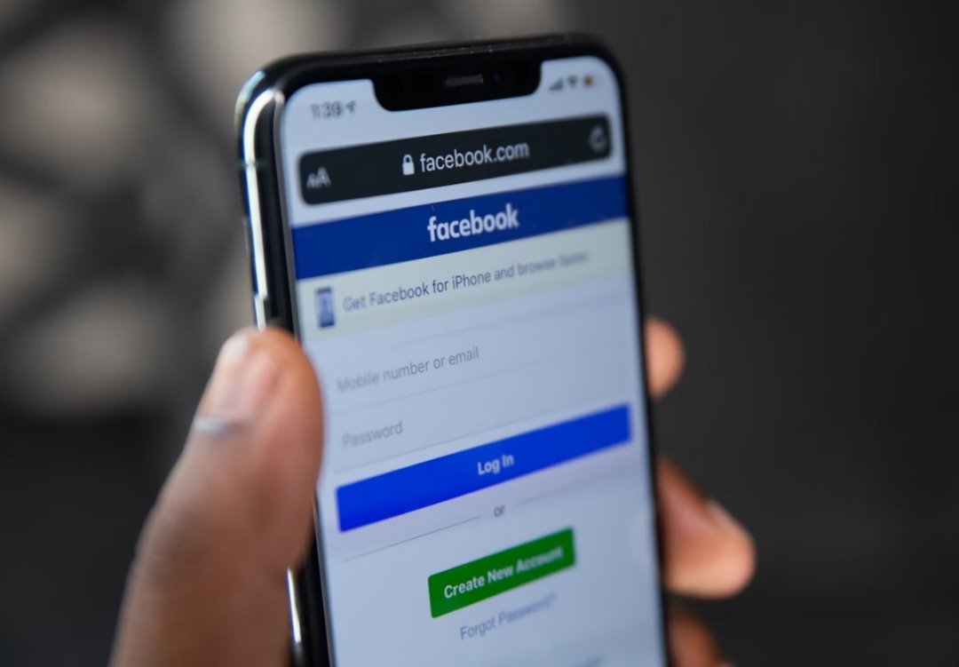 Singapore's Fight Against Facebook Scams | Justo Global