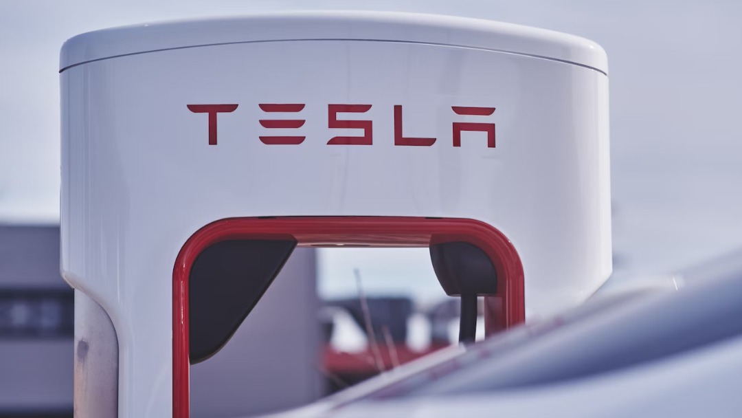 SpaceX's Starlink: Next-Gen Cellphone Carrier | Justo Global