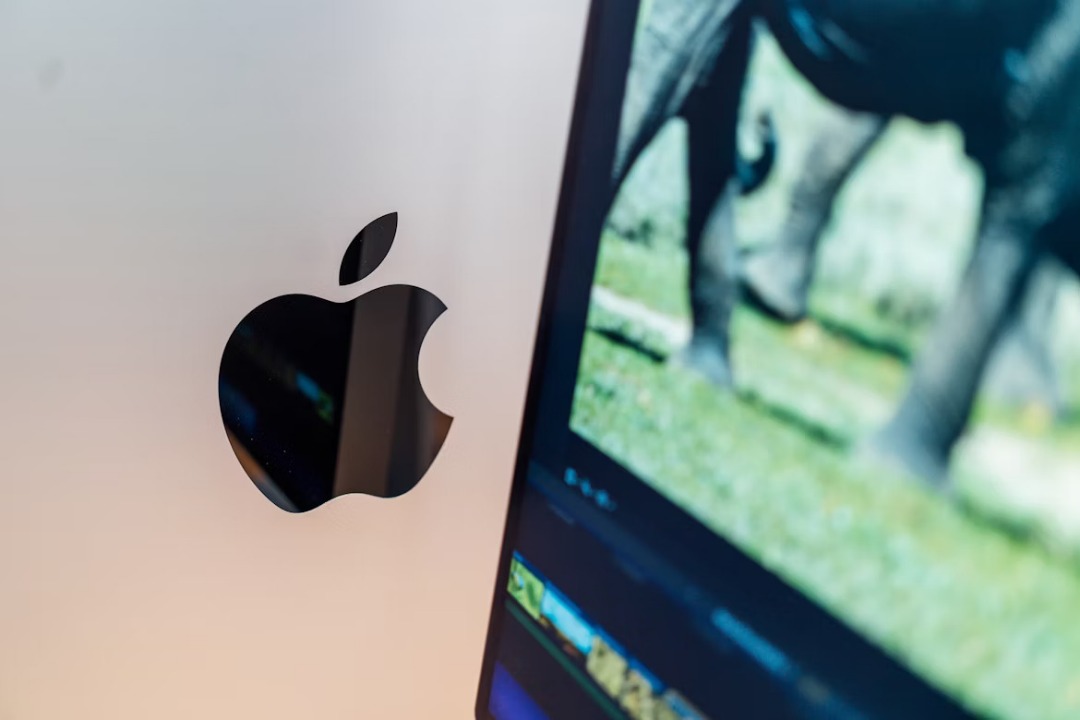 Apple's AI-Powered Web Search: Siri's Major Upgrade | Justo Global