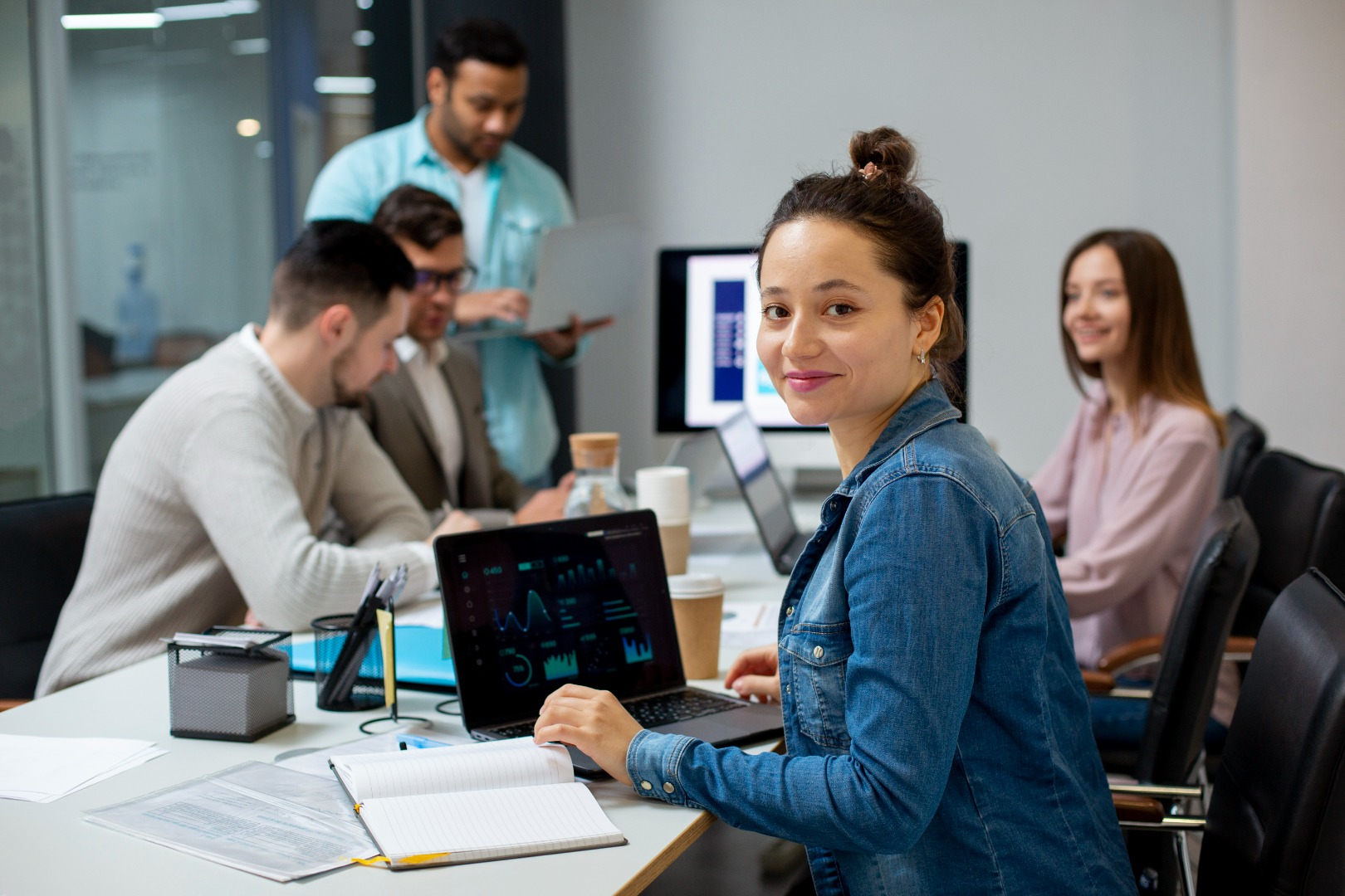 Microsoft Enhances AI Strategy with Google DeepMind | Justo Global