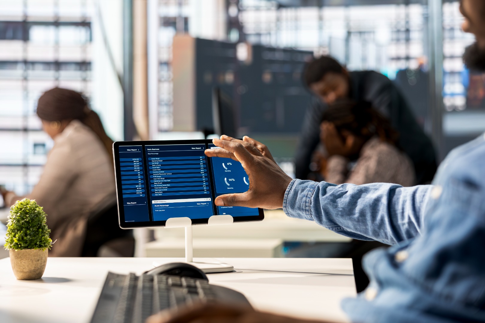 Microsoft creates dedicated $2.5 billion unit to help enterprises deploy AI successfully | Justo Global