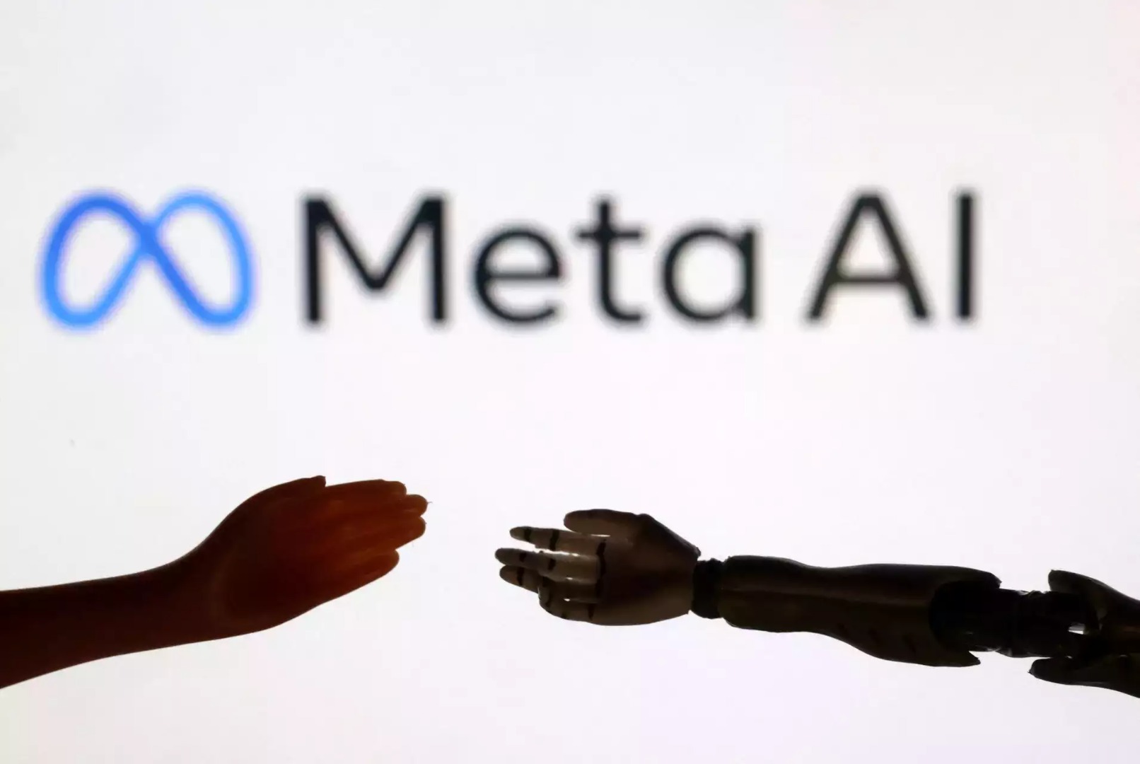 Meta technology chief defends tech titan's AI strategy