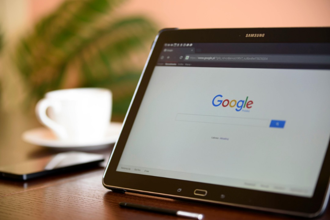 Google AI: Smart PDF Reading & Canvas Planning | Justo Global