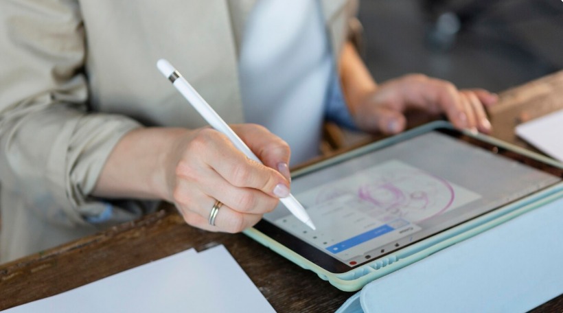OpenAI's Innovative AI Pen-Device with Jony Ive | Justo Global