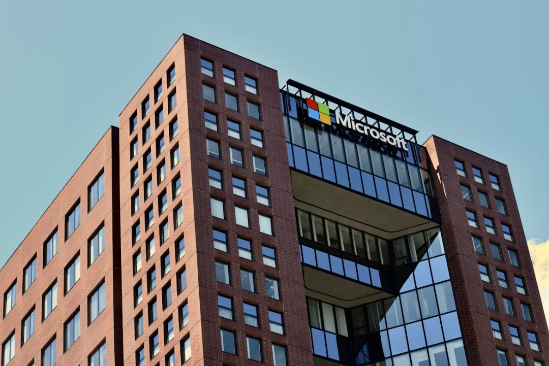 Microsoft & Top Tech Firms Bolster Agentic AI Integration | Justo Global