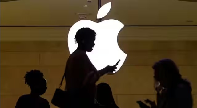 Apple starts testing 3D printers to make smartwatch casings
