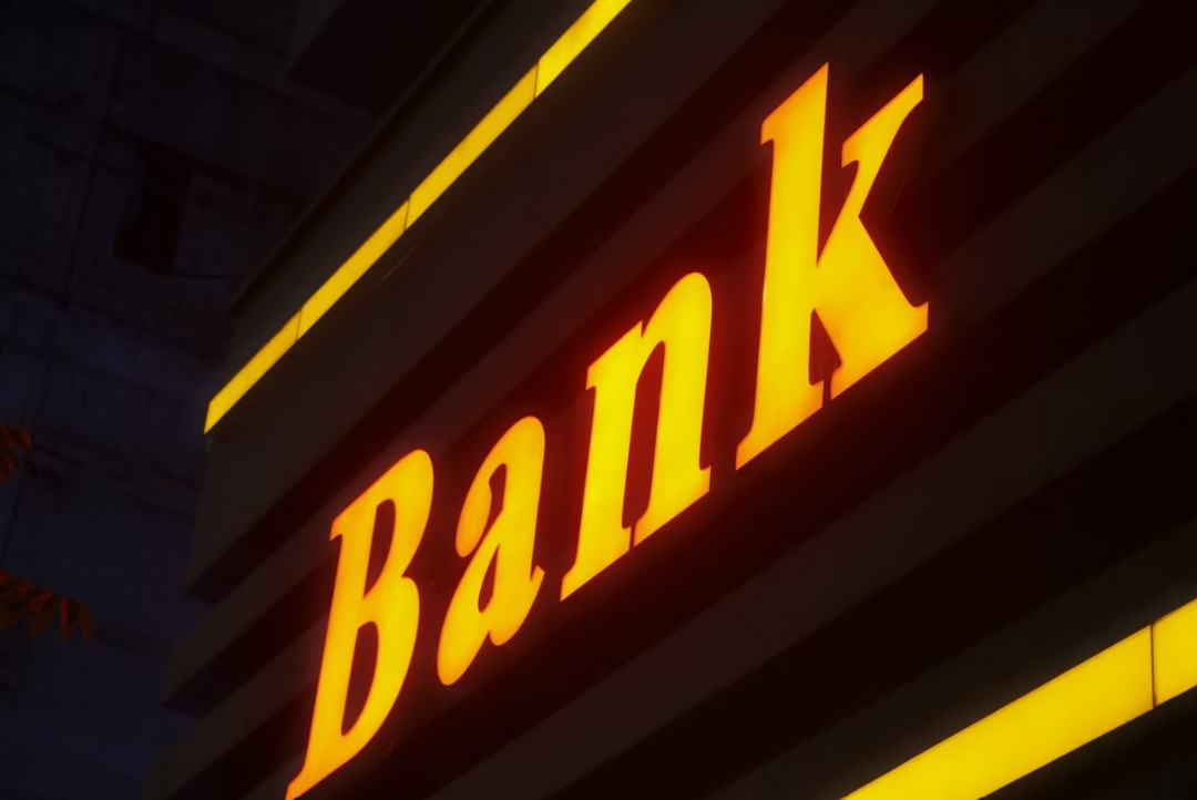 AI Enhances Bankers' Productivity: Inside BofA's Tech Investment | Justo Global