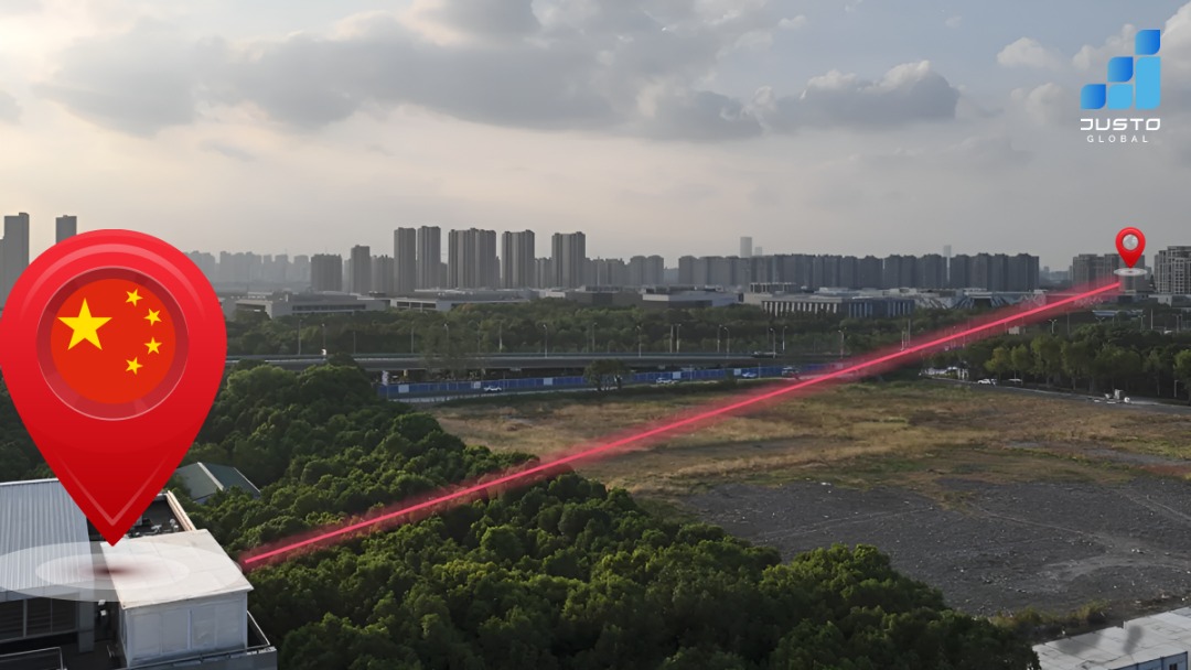 Chinese scientists have developed a laser-based imaging system capable of reading text as small as one millimetre from 1.4 kilometers away. This technology, using active intensity interferometry, overcomes challenges like atmospheric distortion and poor 