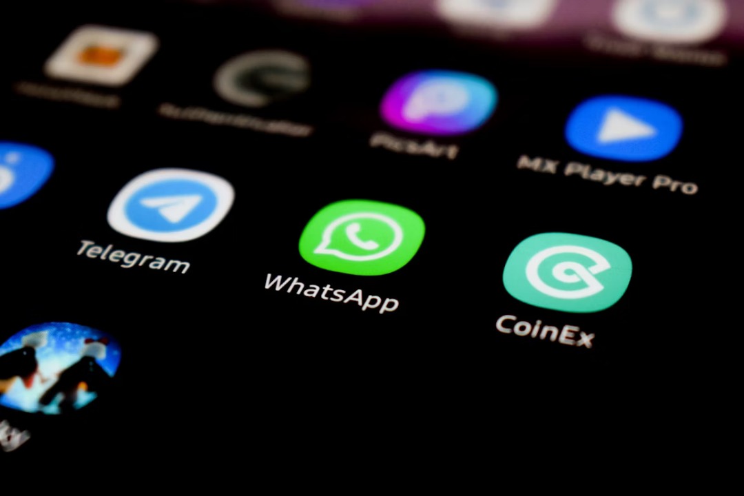 Russia Reveals Plan for Pre-Installed Max App on Mobile Devices | Justo Global 