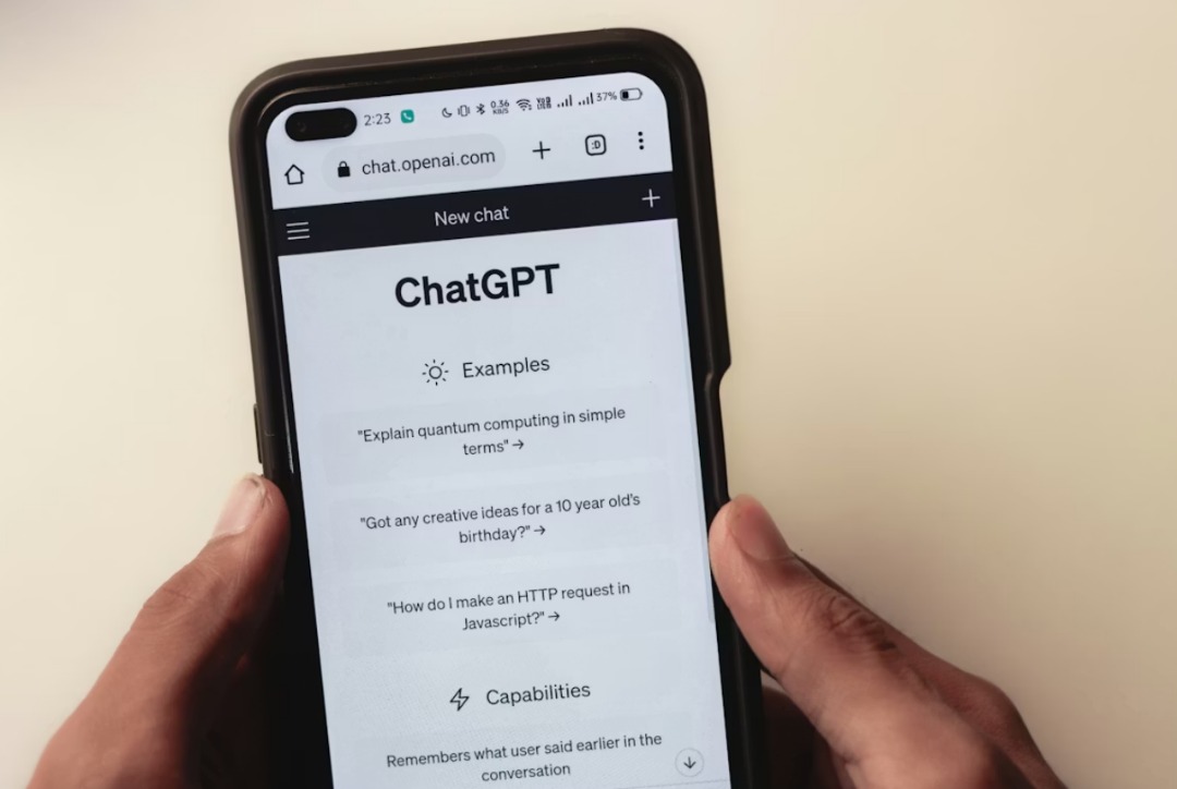 ChatGPT: User Experience by Disabling Ad-like Suggestions | Justo Global