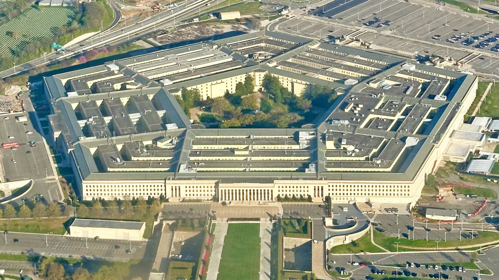Pentagon Dispute Boosts Anthropic’s AI Reputation | Justo Global  