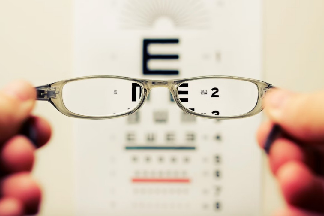 Eye-Tracking Tech: 90% Accurate Reader Identification | Justo Global