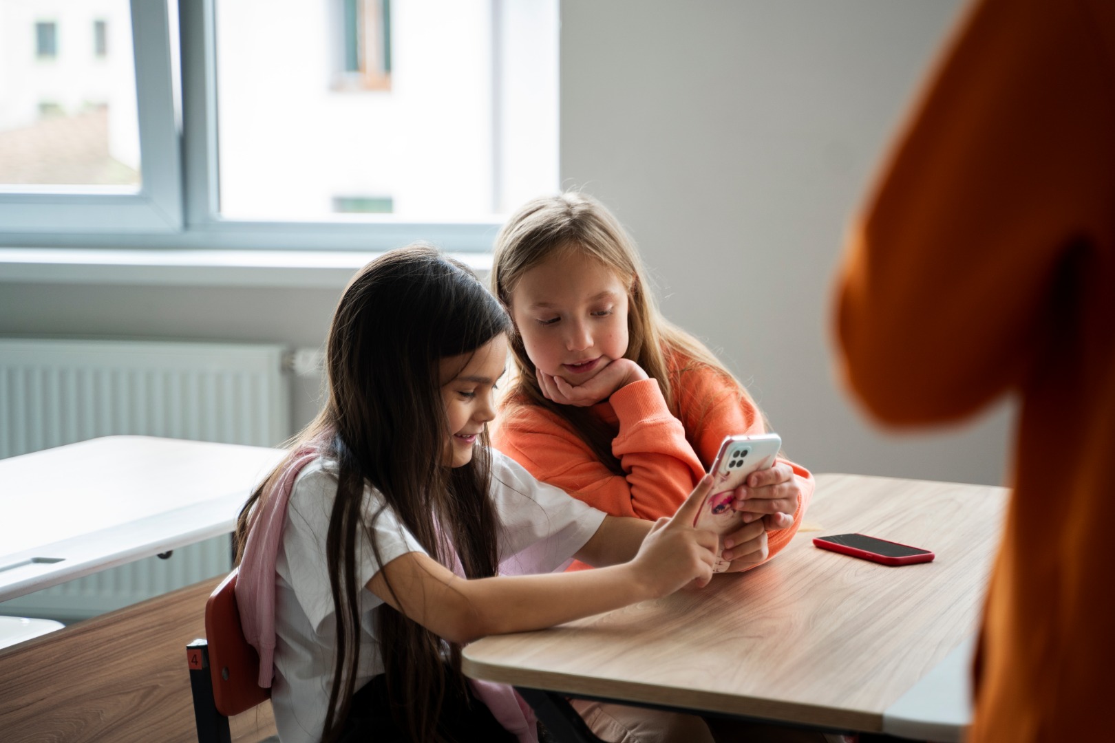 Denmark's Move to Ban Social Media for Under 15s | Justo Global