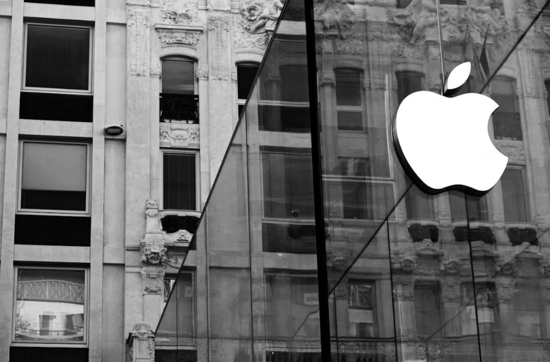 Italy Fines Apple: $115 Million for Alleged App Store Privacy | Justo Global  
