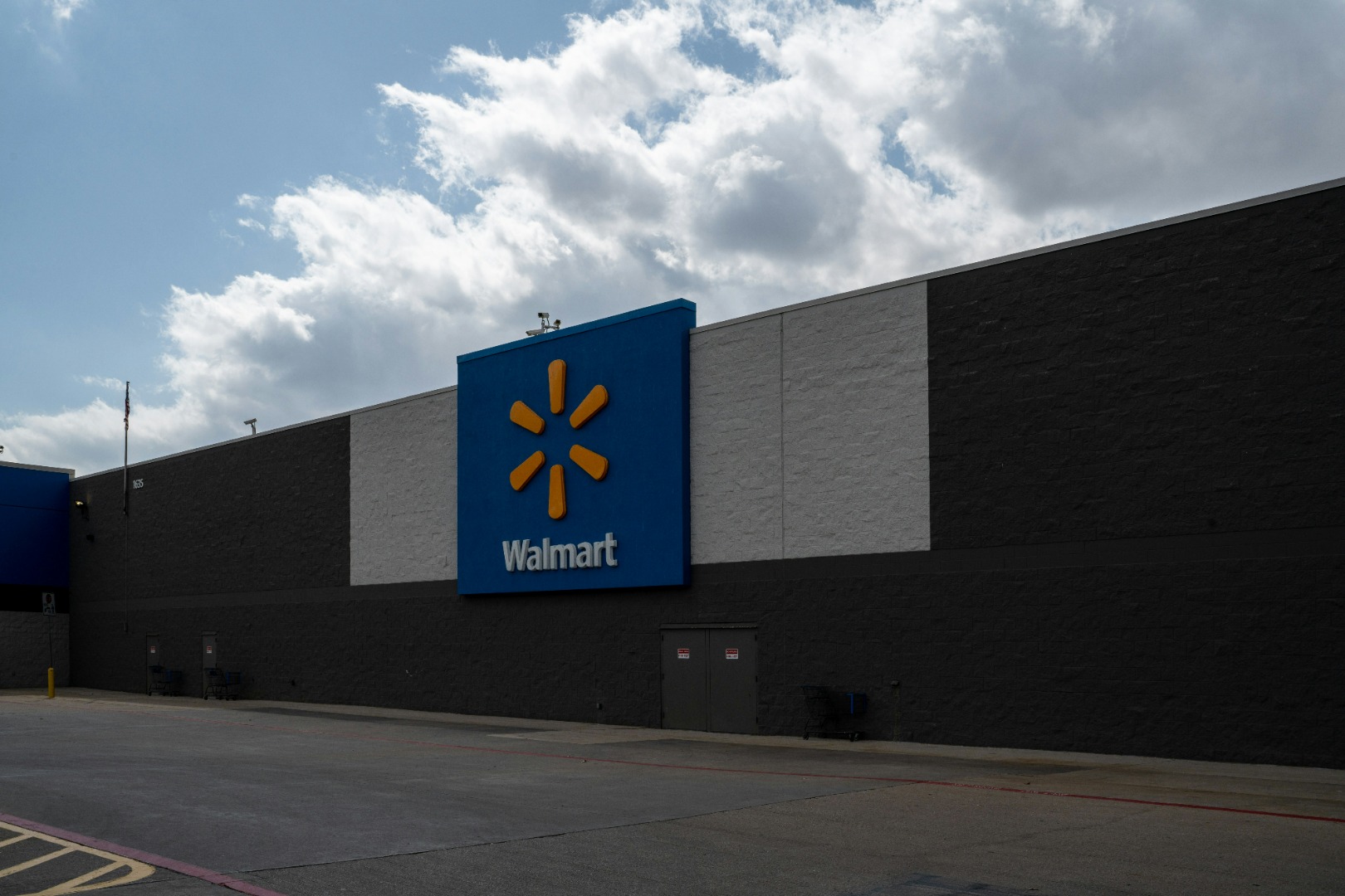 Walmart Acquires Vibe.co to Boost Connected TV Advertising | Justo Global 