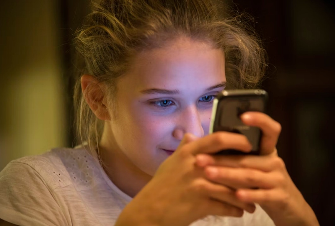 GUARD Act to Limit AI Chatbot Access for Minors | Justo Global GUARD Act to Limit AI Chatbot Access for Minors | Justo Global