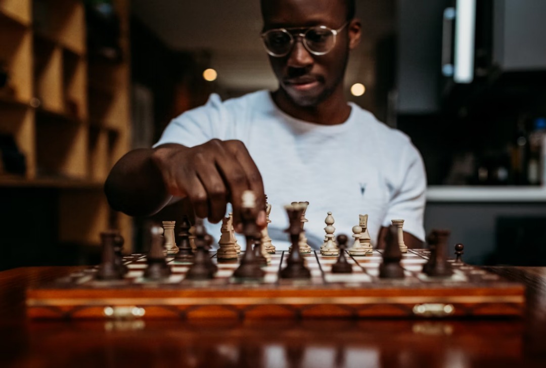 AI Chess Domination: ChatGPT Dethrones Grok | Justo Global