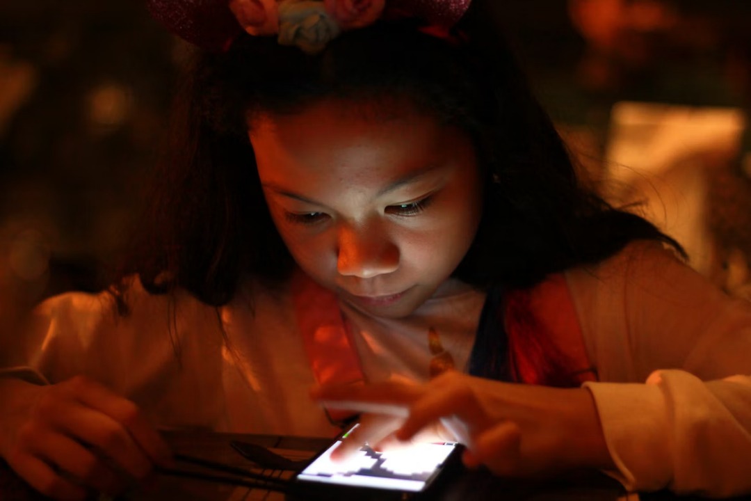 Meta's Action on Child-Oriented Erotic Chatbots | Justo Global