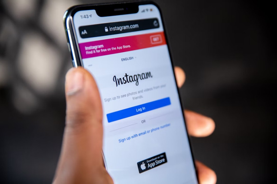META's Instagram TV App: Aims for YouTube's Audience | Justo Global