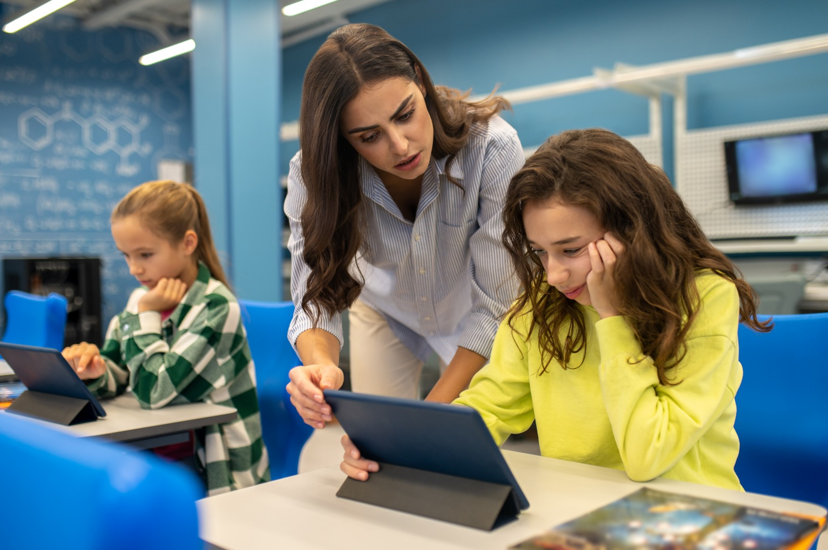 Teachers Concerned About AI Cheating but Survey Highlights Deeper Learning Challenges | Justo Global