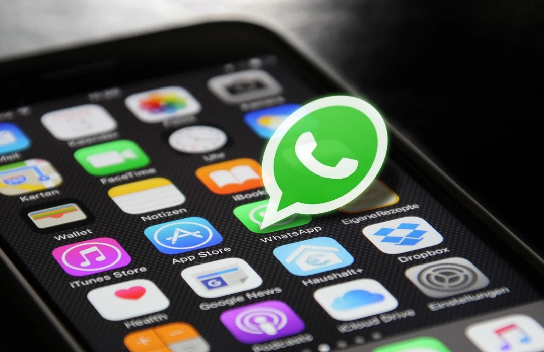 Meta's WhatsApp Status Ad Updates | Justo Global