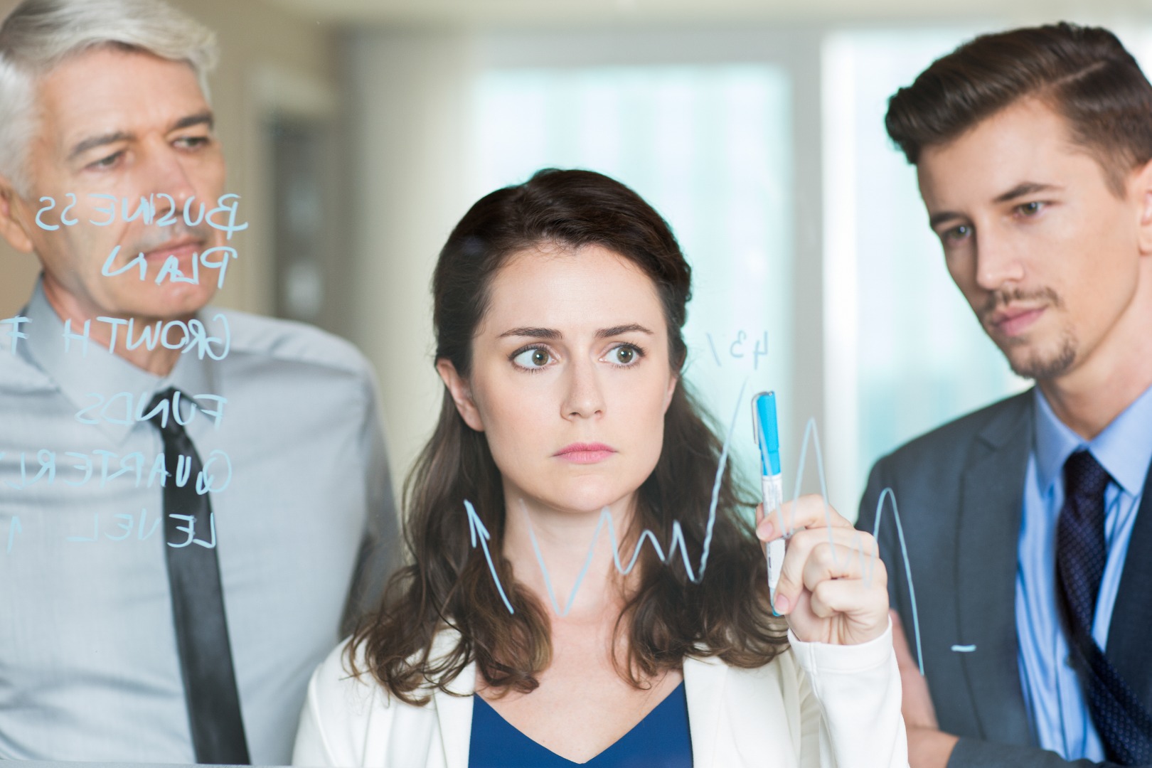 Businesses Struggle With Too Many AI Agents | Justo Global