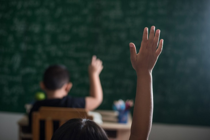 Humanoid robot joins new york classroom as AI takes physical form | Justo Global